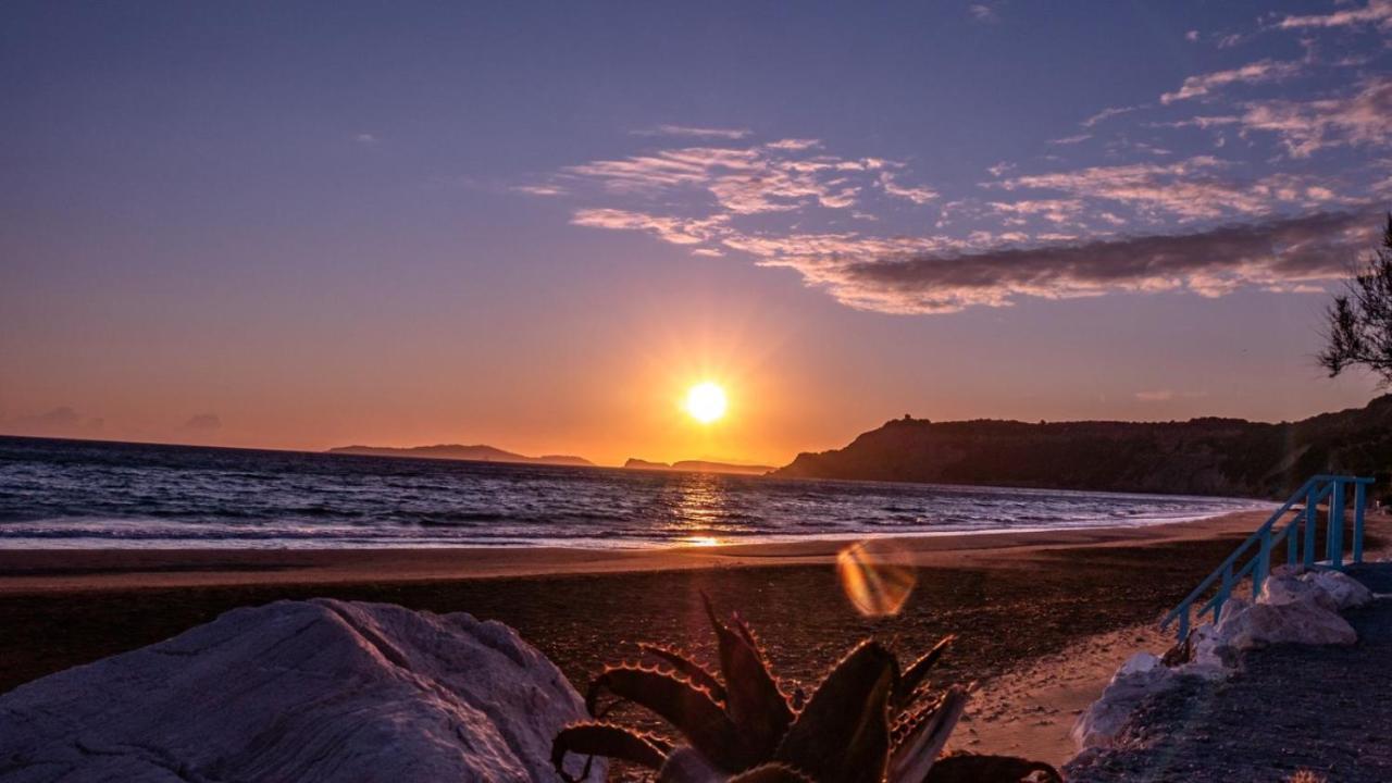 Tria Adelphia Apart otel Arillas  Dış mekan fotoğraf